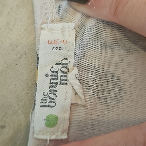 Bonnie Mob bunny Onesie shirt sleeve 0-3 months - Picture 3 of 6